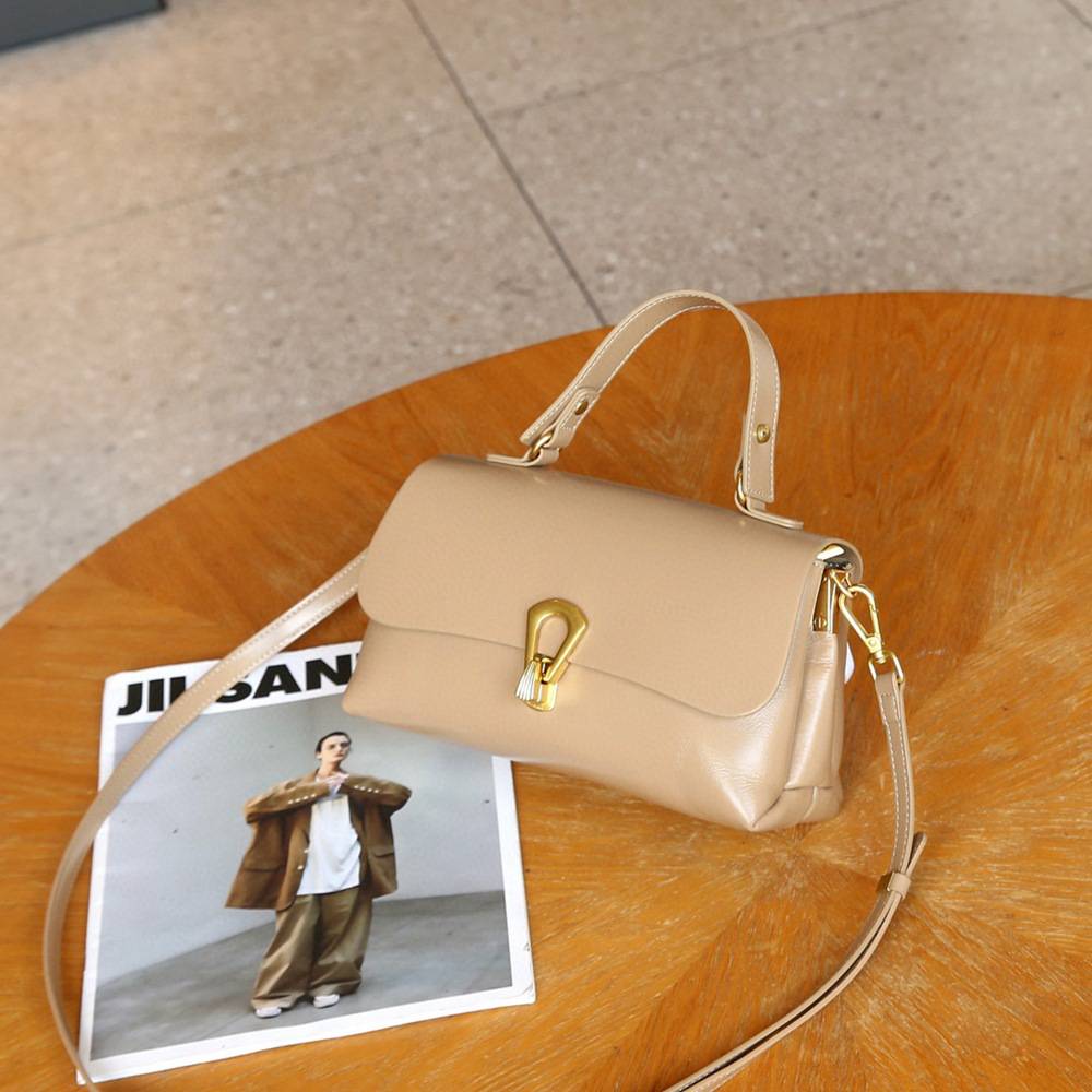 新款小眾復古高級感小方包 植鞣牛皮手提包女包 真皮手袋斜挎包單肩包斜背包推薦 真皮包包