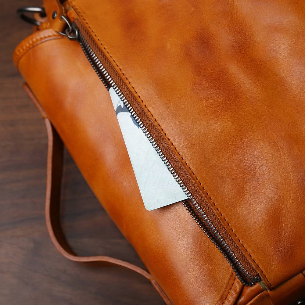 手工頭層牛皮植鞣皮簡約郵差包 真皮包包單肩包斜挎包 男女同款斜背包肩背包推薦 真皮包包