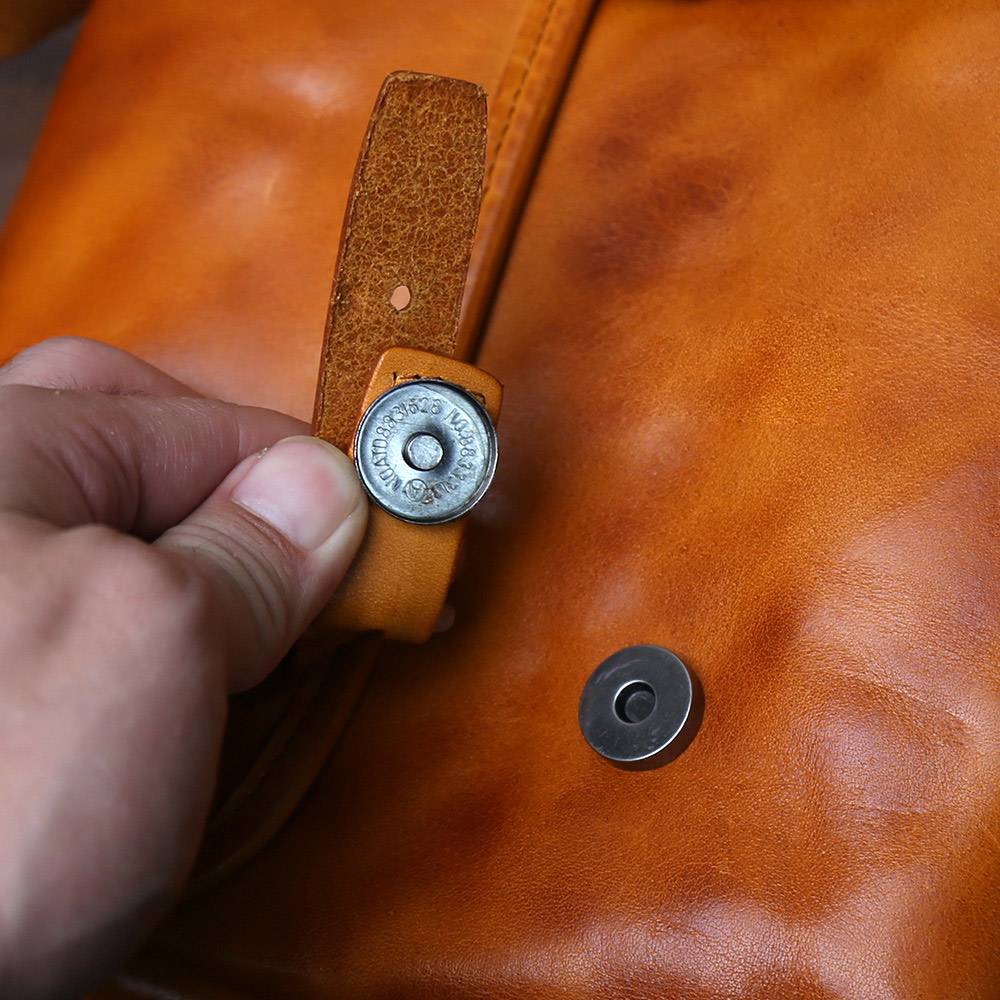 手工頭層牛皮植鞣皮簡約郵差包 真皮包包單肩包斜挎包 男女同款斜背包肩背包推薦 真皮包包