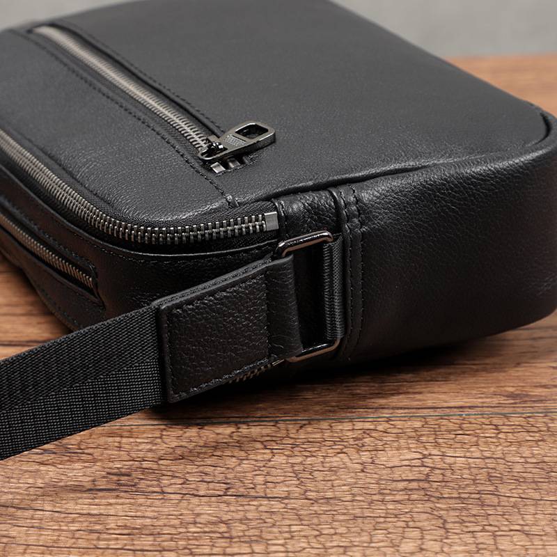 新款男士斜挎包 韓版單肩斜挎小包包 頭層牛皮小方包 真皮男包肩背包側背包推薦 真皮包包