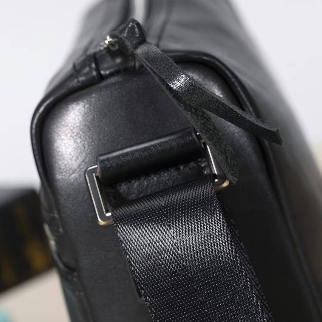 通勤簡約真皮小背包 男士單肩背包斜背包 頭層牛皮耐磨實用斜跨包 男生側背包推薦 真皮包包