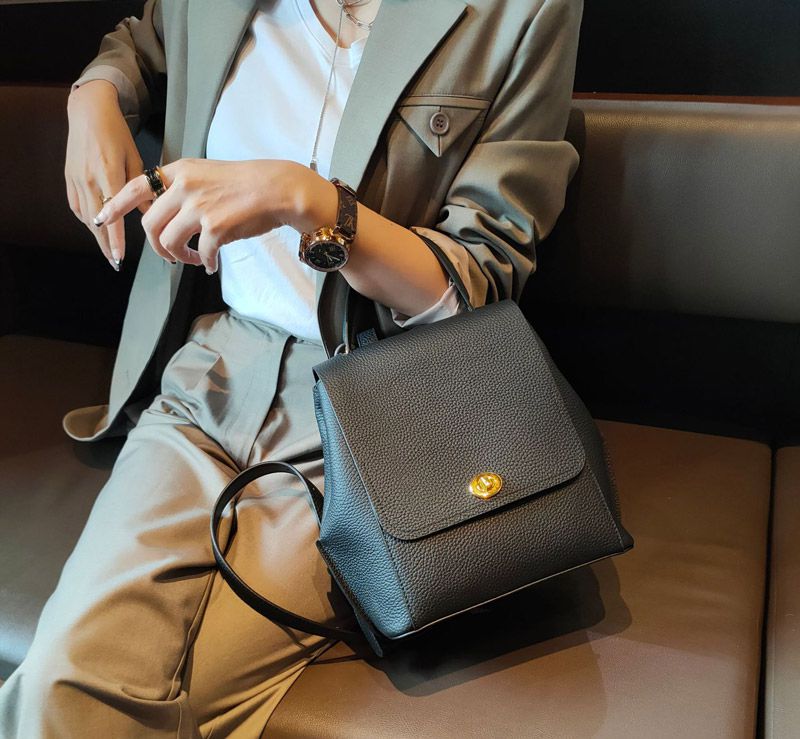 新款女士雙肩包 大容量時尚高級感小眾設計ins風牛皮後背包 真皮女生學生書包推薦 真皮包包