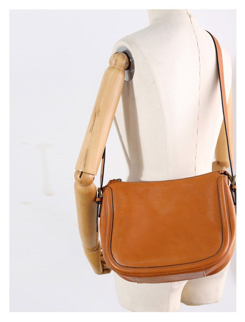 頭層植鞣牛皮郵差包 復古手工真皮女士斜背包 新款女生文藝風休閒單肩背包斜挎包推薦 真皮包包