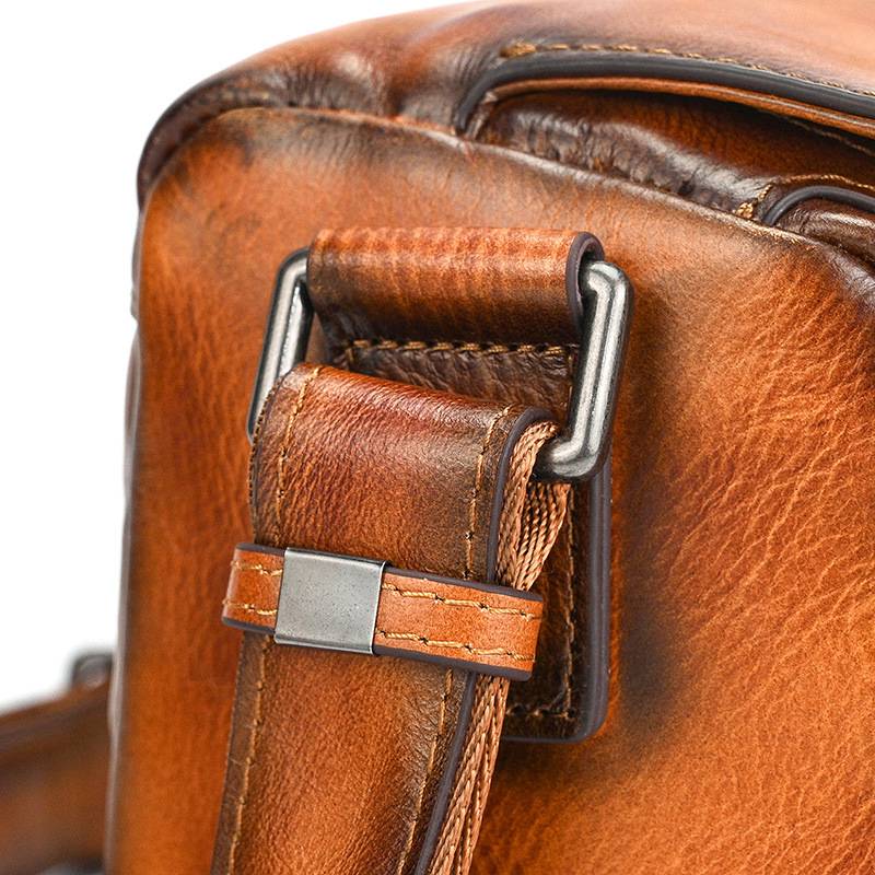 新品復古手工擦色植鞣牛皮斜背包 頭層牛皮男女通用斜跨包 新款側背包真皮包包 樹膏皮單肩背包推薦 真皮包包