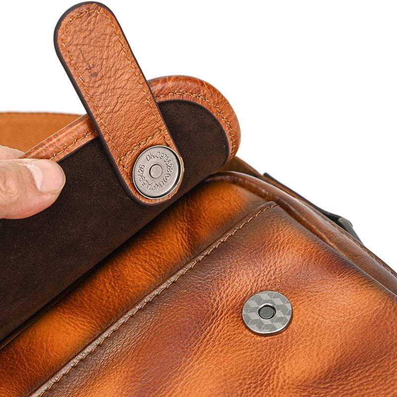 新款頭層樹膏皮單肩包 男士女士植鞣革牛皮斜跨包 復古擦色休閒包斜背包郵差包推薦 真皮包包