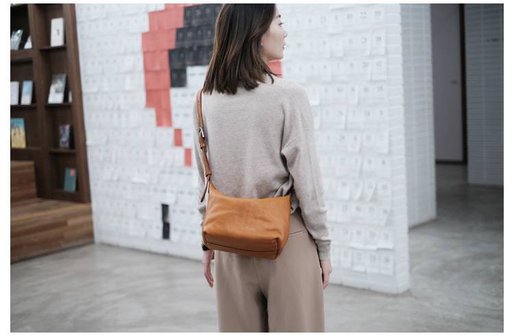 復古手工擦色頭層植鞣皮斜背包 高級質感牛皮水桶包托特包 新款真皮女包斜挎包推薦 真皮包包