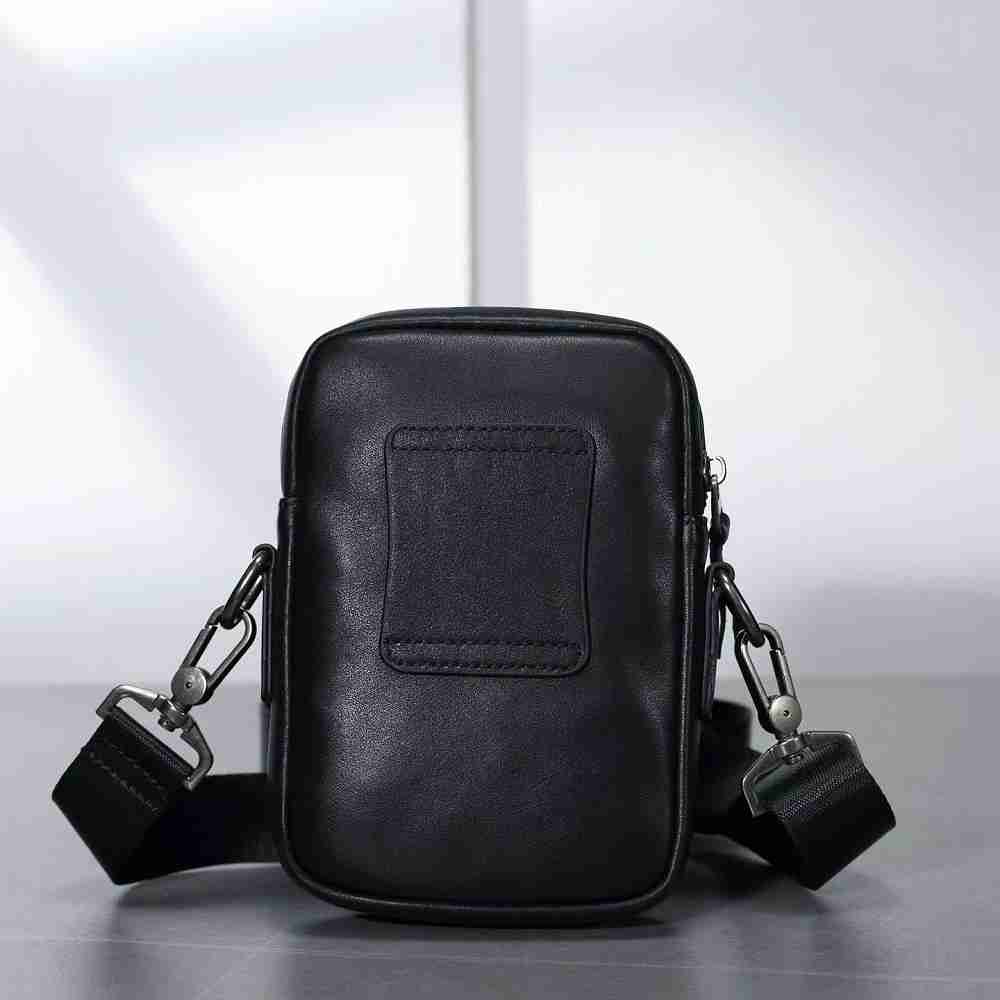 新款休閑百搭多功能手機小包包 真皮男士單肩包斜背包 男生戶外運動手機斜跨包推薦 真皮包包