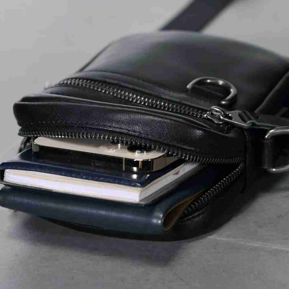 新款休閑百搭多功能手機小包包 真皮男士單肩包斜背包 男生戶外運動手機斜跨包推薦 真皮包包