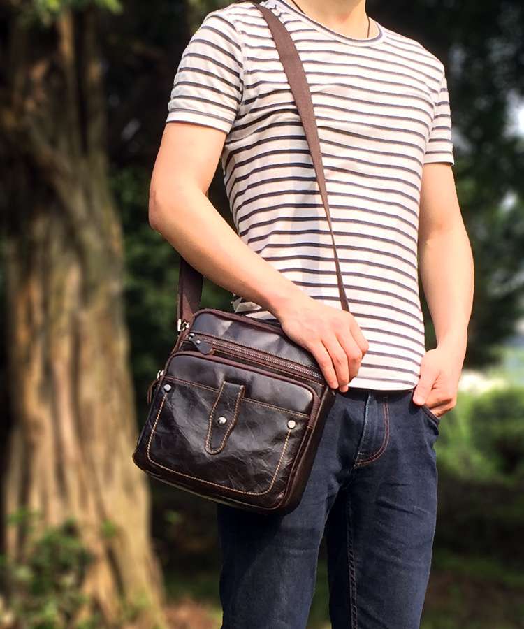 男士真皮肩背包 复古头层牛皮休闲包 真皮斜背包 商务竖款男式斜挎包